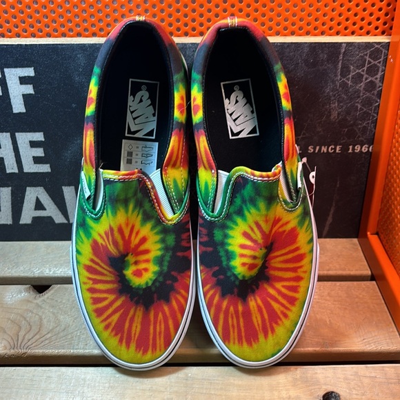Vans Women’s Tie Dye Slip-on - Picture 2 of 9